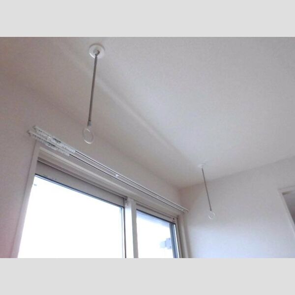 その他設備 (室内物干し)