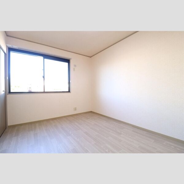 その他 (東側洋室)