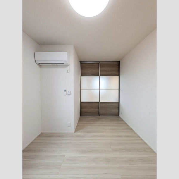 その他 (洋室5.6帖)