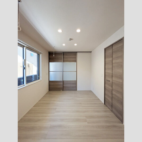 その他 (洋室6.8帖)