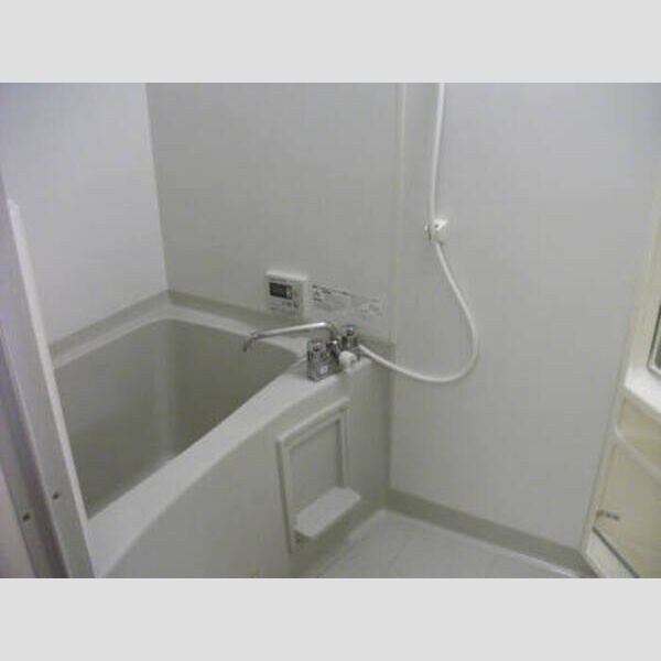 バス (浴室)