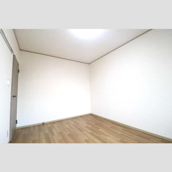 その他 (北側洋室6帖)