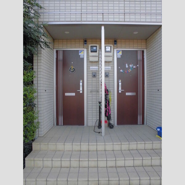 エントランス (玄関)