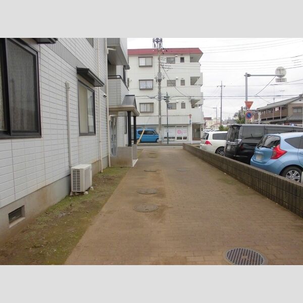 現地周辺 (エントランス)
