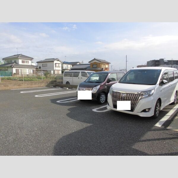 駐車場 (駐車場)