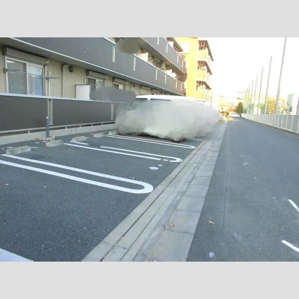 駐車場 (駐車場)