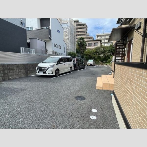 駐車場 (駐車場)