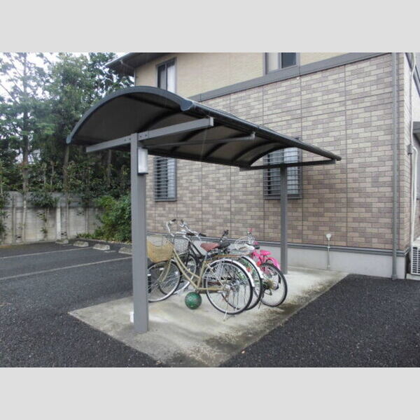 現地周辺 (駐輪場)