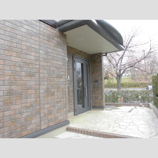 現地周辺 (ロビー)