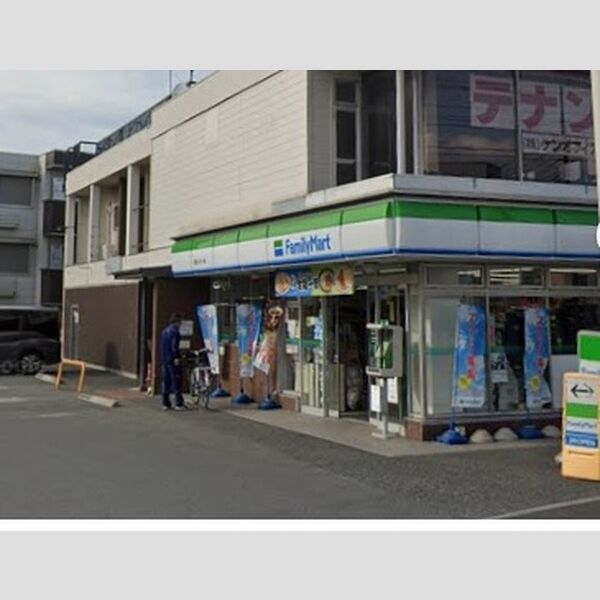 現地周辺 (ファミリーマート川越インター店)