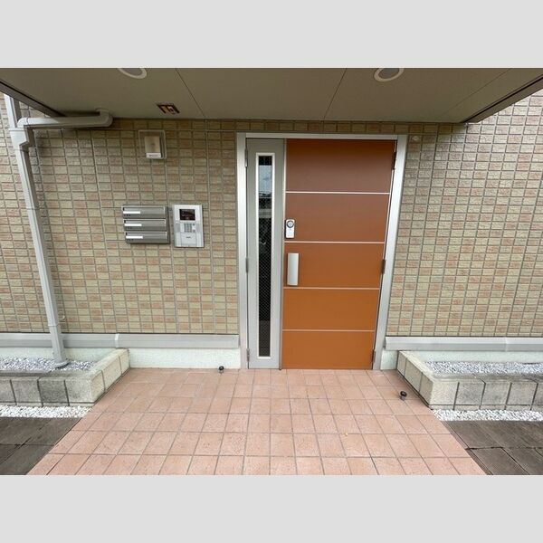 エントランス (エントランス)