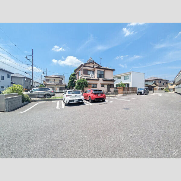 駐車場 (駐車場)