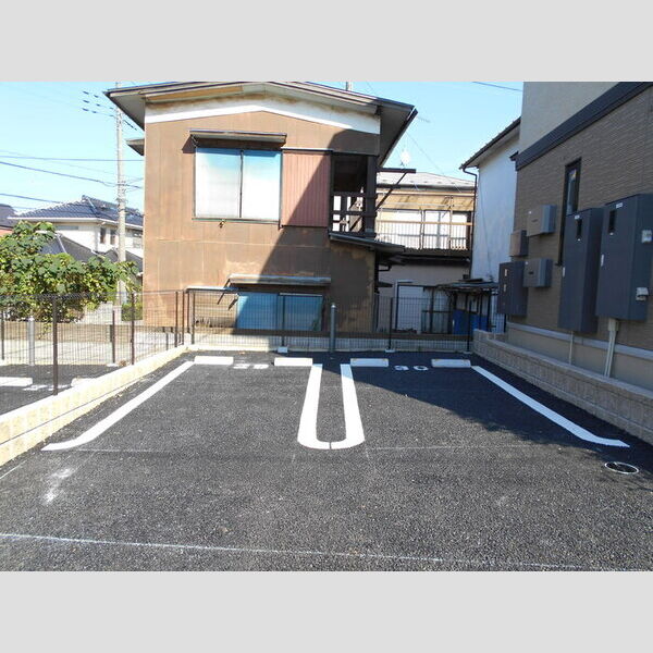 駐車場 (駐車場)