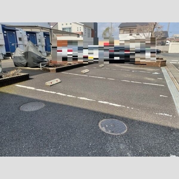 駐車場 (駐車場)