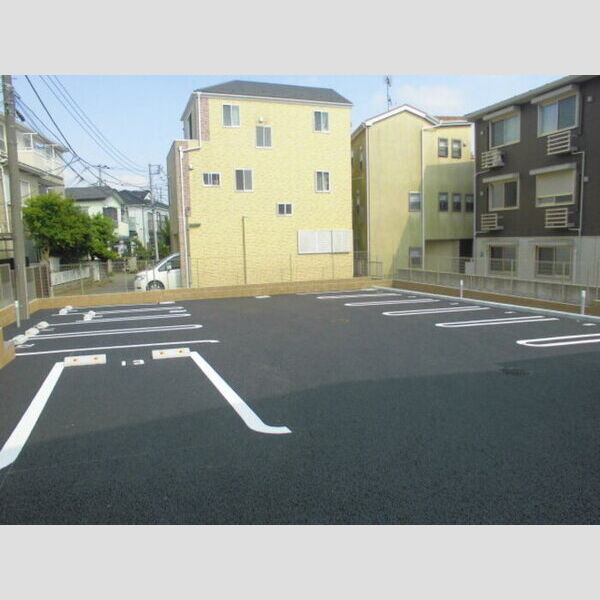 駐車場 (駐車場)