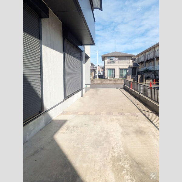 駐車場 (駐車場)