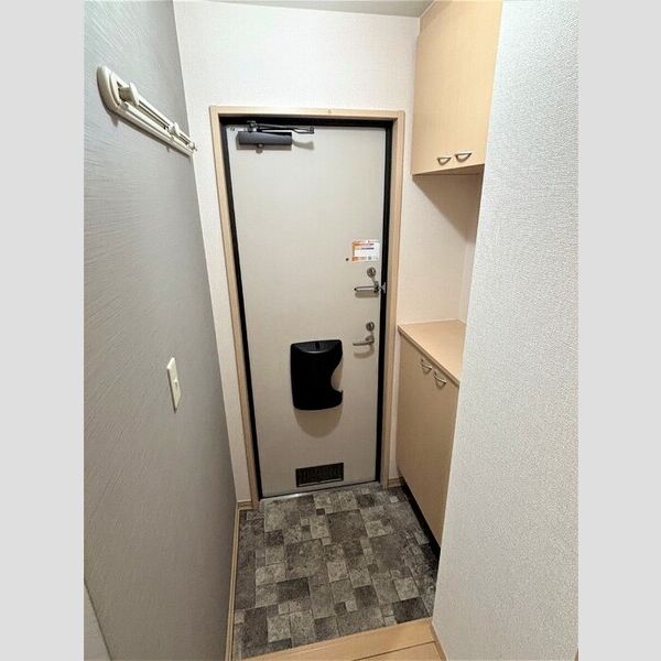 玄関 (玄関)