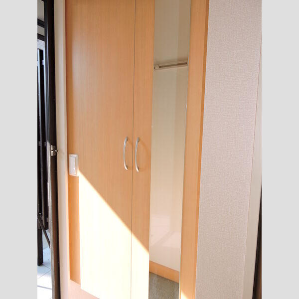 玄関 (玄関)