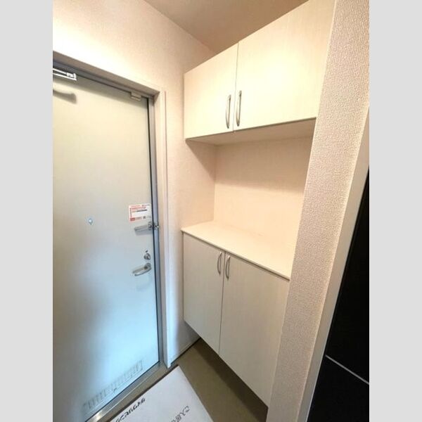 玄関 (シューズボックス)