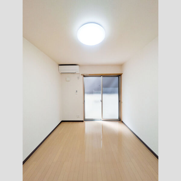 その他 (洋室)