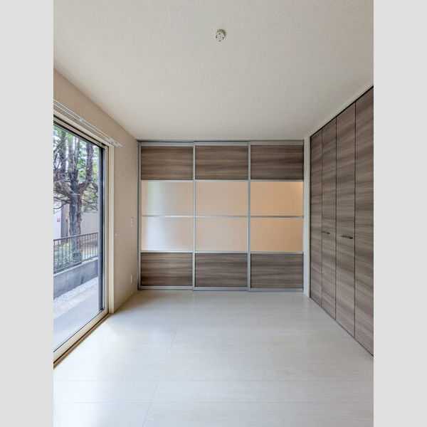 その他 (洋室5.3帖)