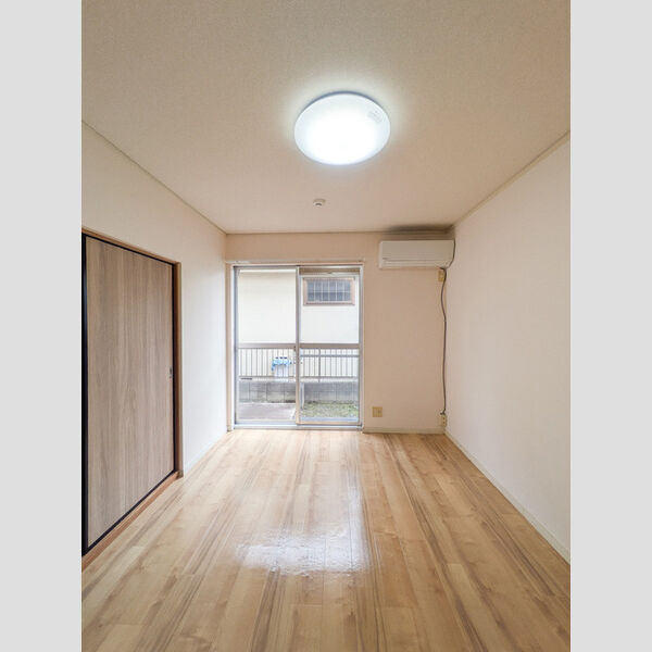 その他 (洋室6帖)