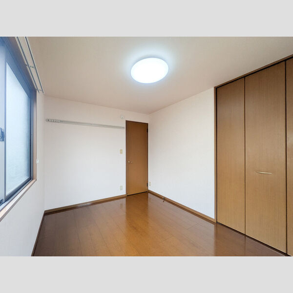 その他 (北側洋室)