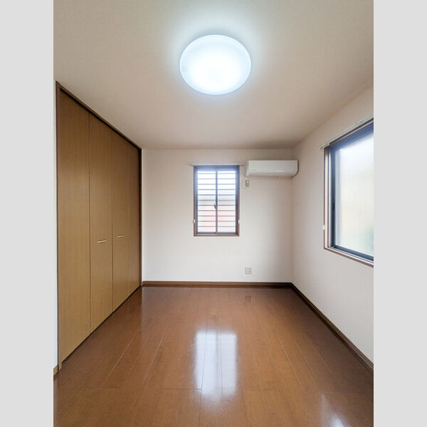 その他 (北側洋室)