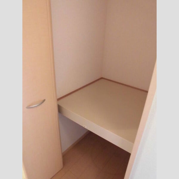 収納 (廊下 収納)