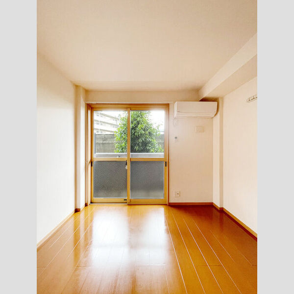 その他 (洋室)