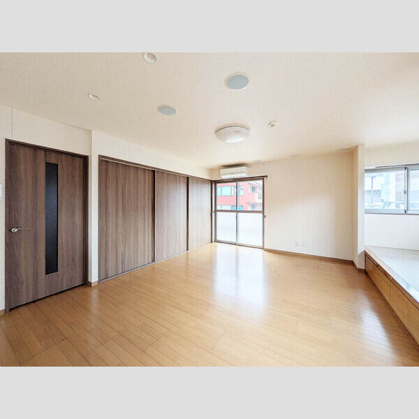 その他 (LDK18.5帖)