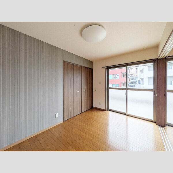 その他 (洋室5.4帖)