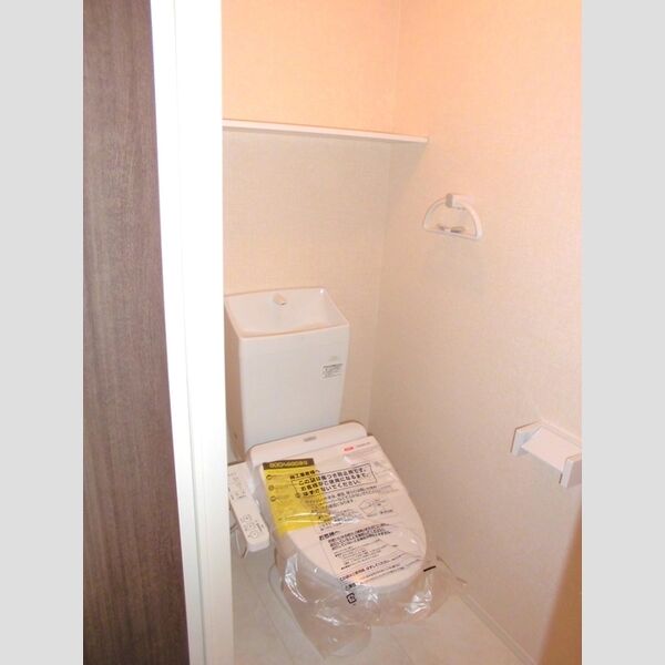 トイレ (温水洗浄暖房便座)