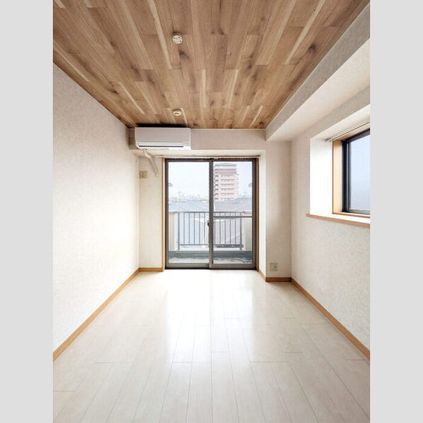 その他 (洋室)