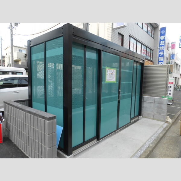 現地周辺 (ゴミ置き場)