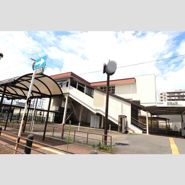 現地周辺 (新狭山駅)