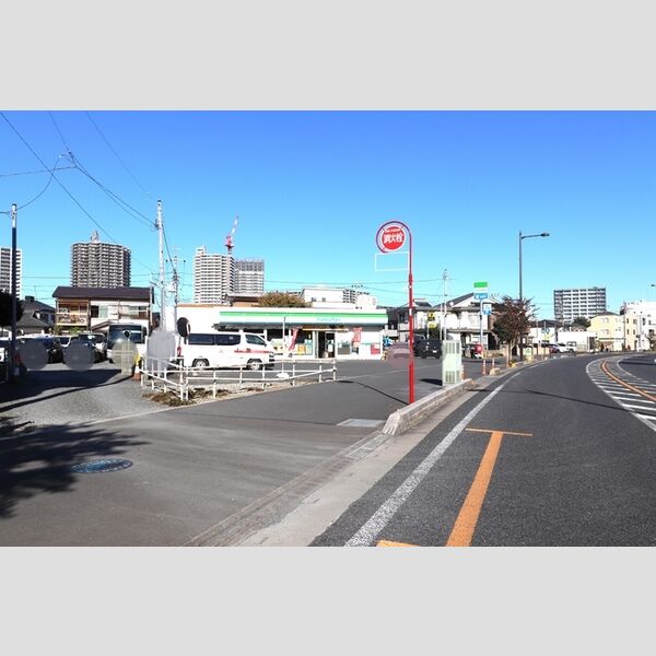 現地周辺 (ファミリーマート)