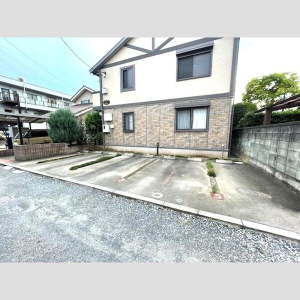 駐車場 (駐車場)