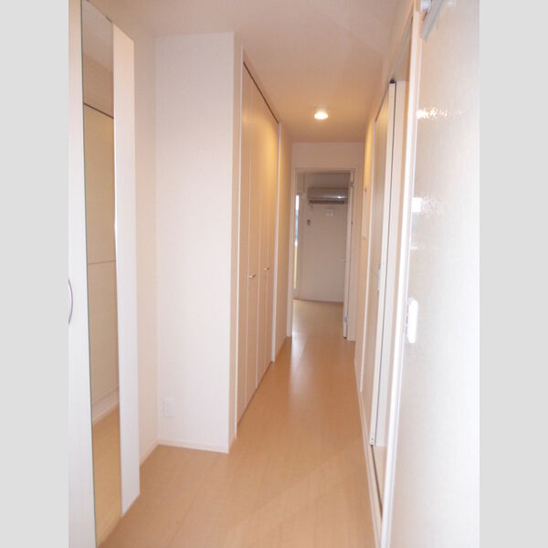 玄関 (廊下)
