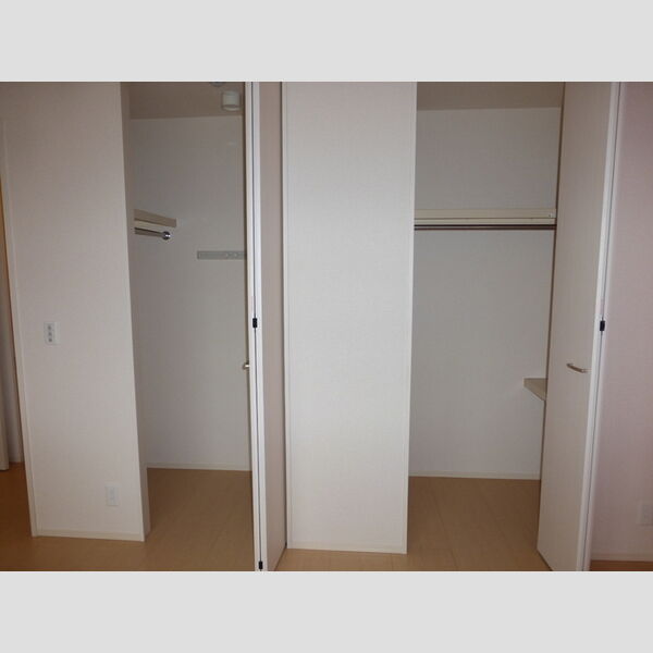 収納 (クローゼット)