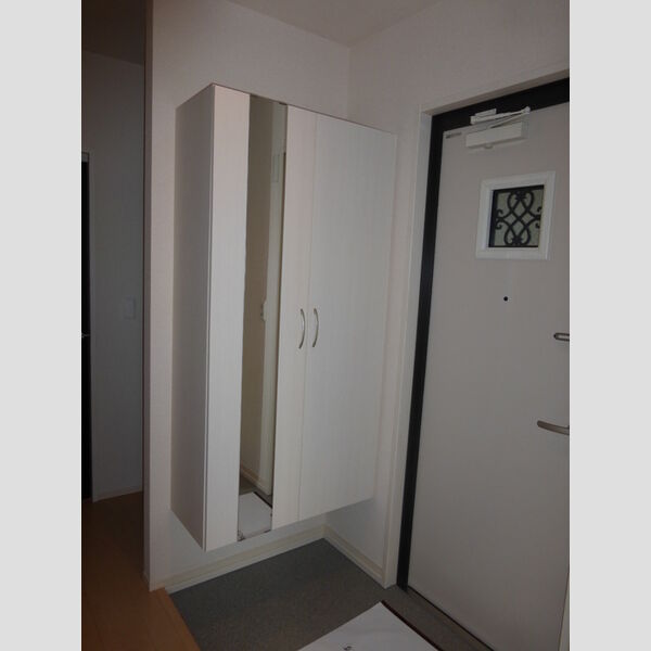 玄関 (シューズボックス)