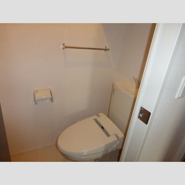 トイレ (温水洗浄暖房便座)