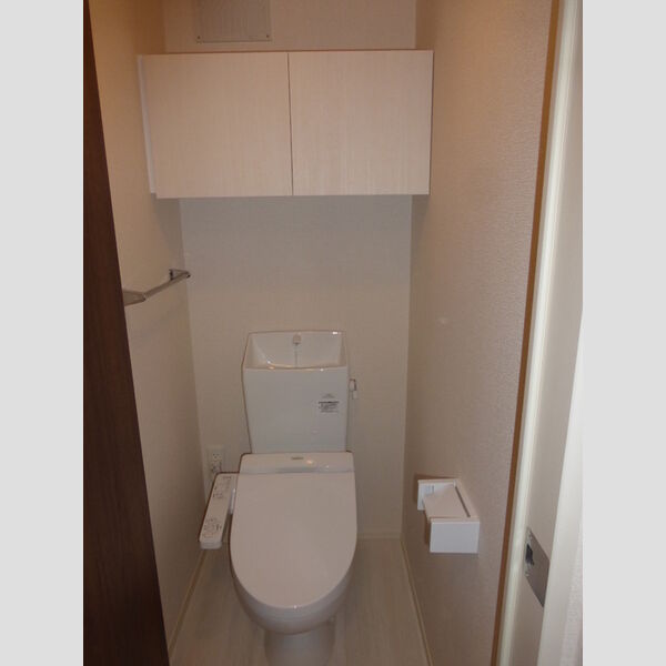 トイレ (温水洗浄暖房便座)