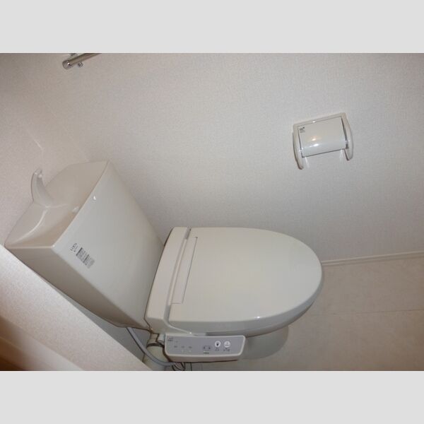 トイレ (温水洗浄暖房便座)