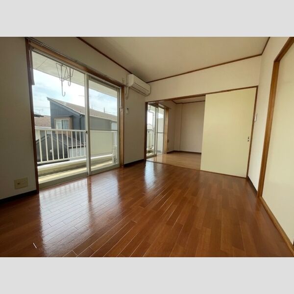 その他 (南側洋室6帖)