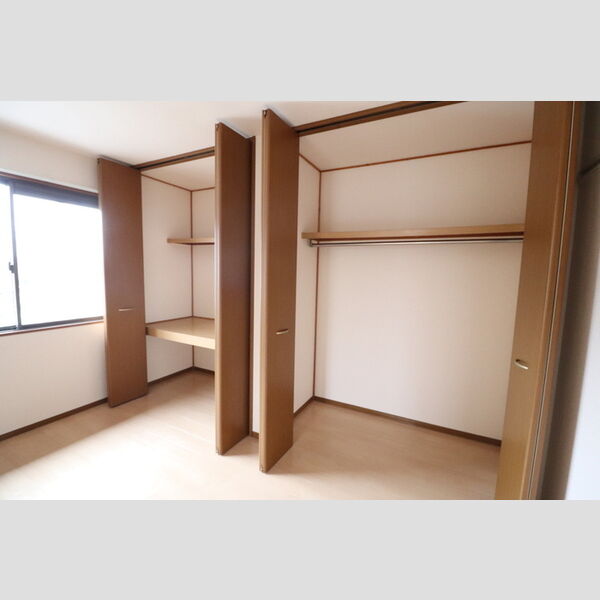 収納 (物入れ・クローゼット)