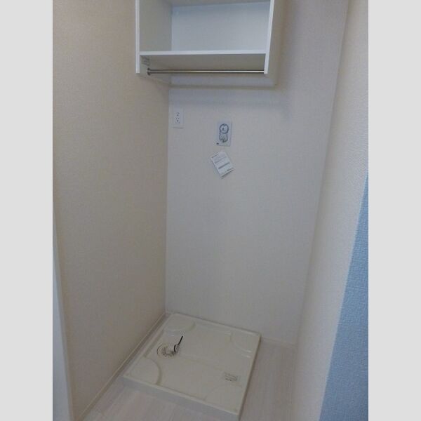 洗面所 (室内洗濯機置き場)