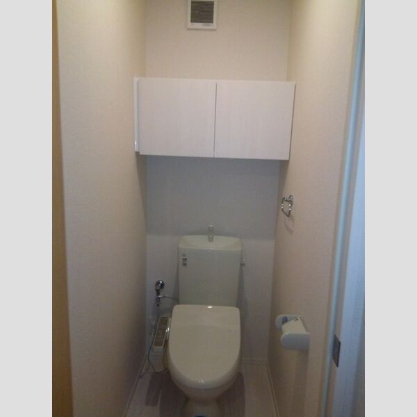 トイレ (温水洗浄暖房便座)