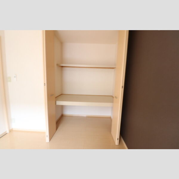 収納 (クローゼット)