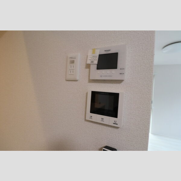 その他設備 (モニター付きインターホン)